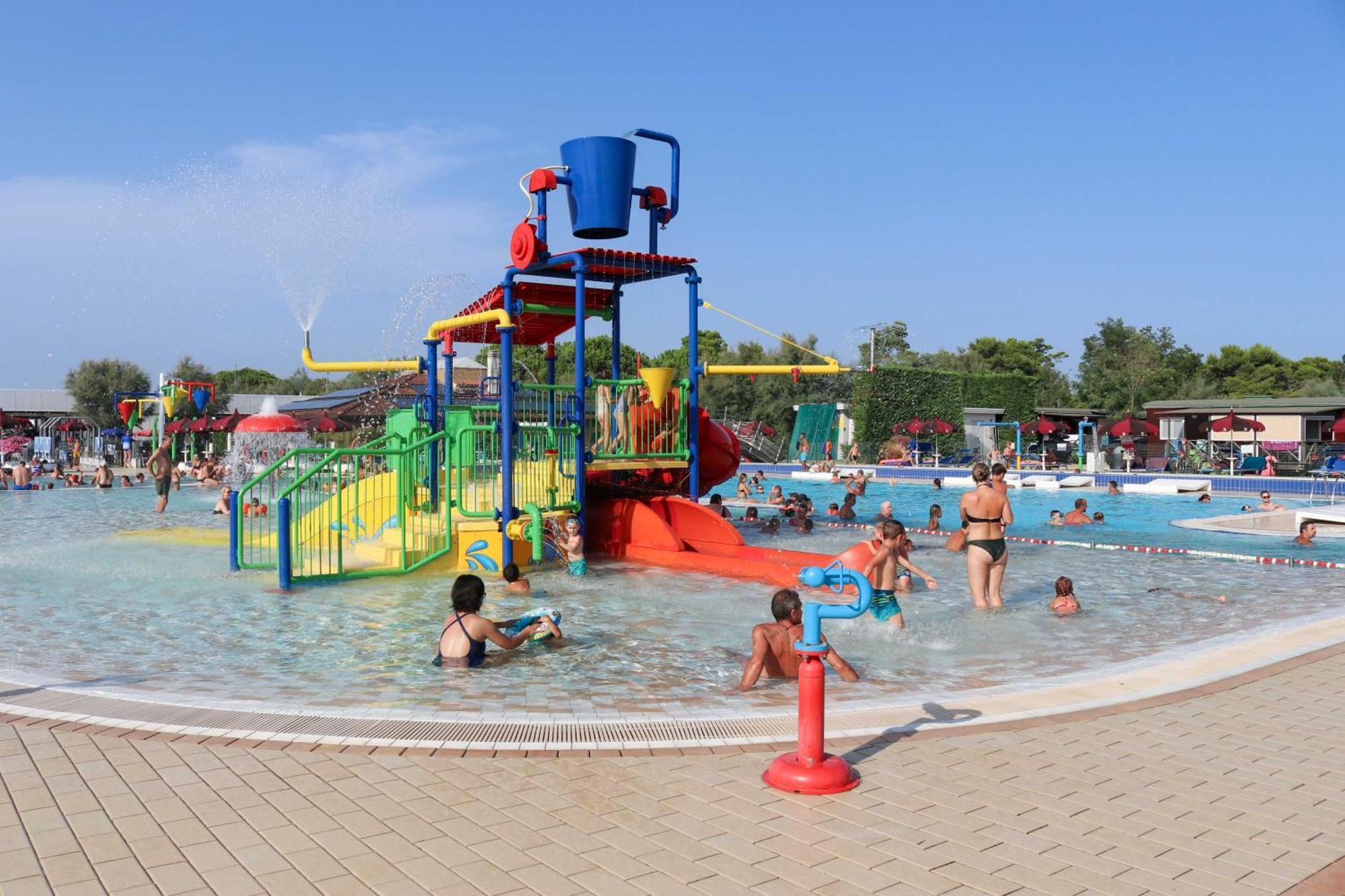 Camping Village Capalonga บิบิโอเน ภายนอก รูปภาพ